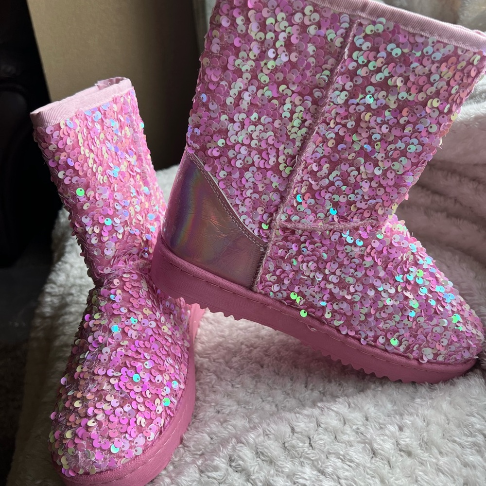 Forever 21 Pink Fur Lined Sequin Boots